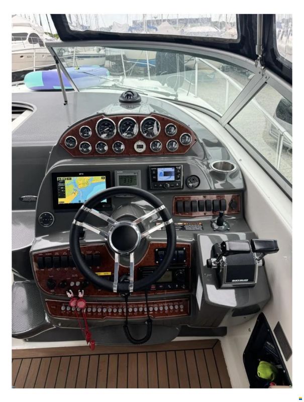 Bayliner 325 SB