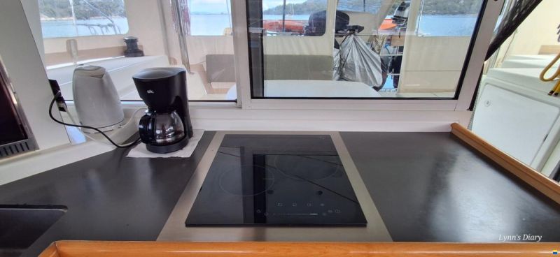 Lagoon 400