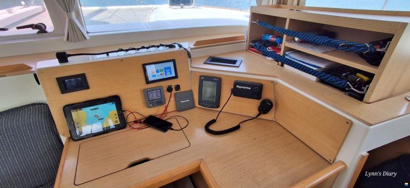 Lagoon 400
