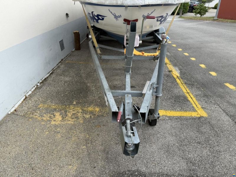 Sea Ray 200BR