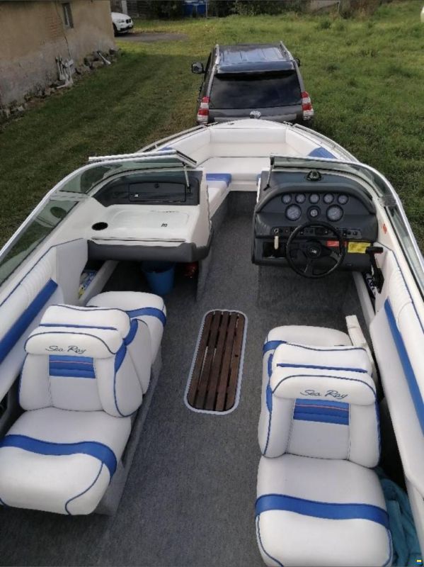 Sea Ray 200BR