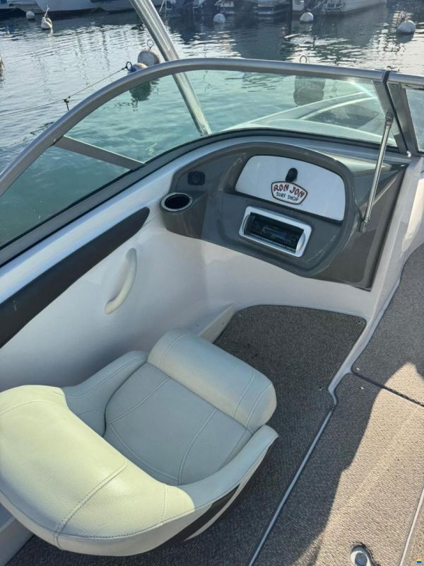 Rinker 186