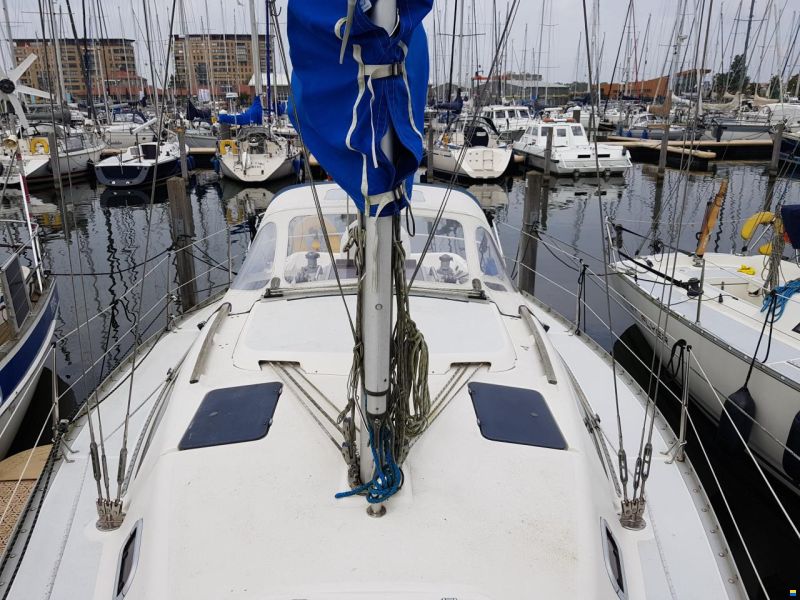 Hunter 30-2