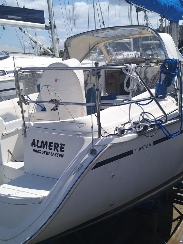 Hunter 30-2