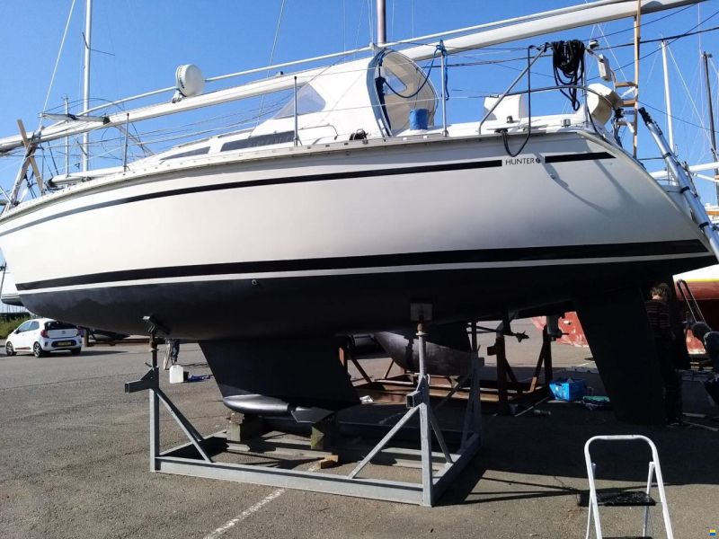 Hunter 30-2