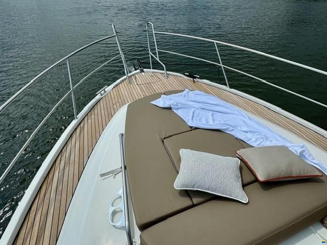 Bavaria S36HT