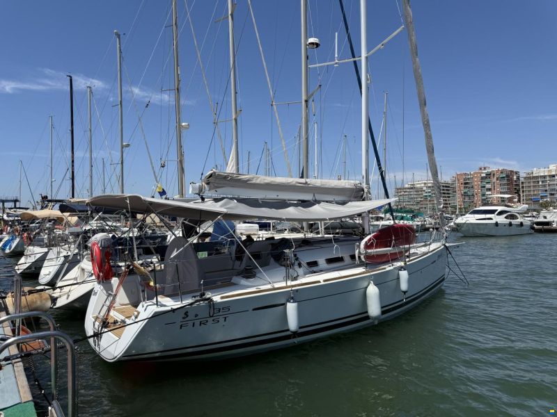 Beneteau First 35 QB