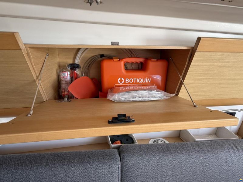 Beneteau First 35 QB