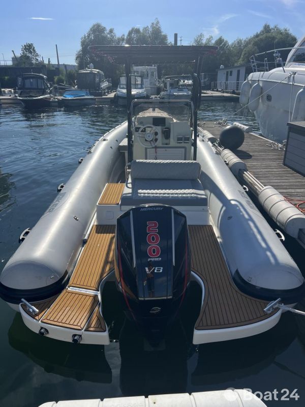 Joker Boat Coaster 650