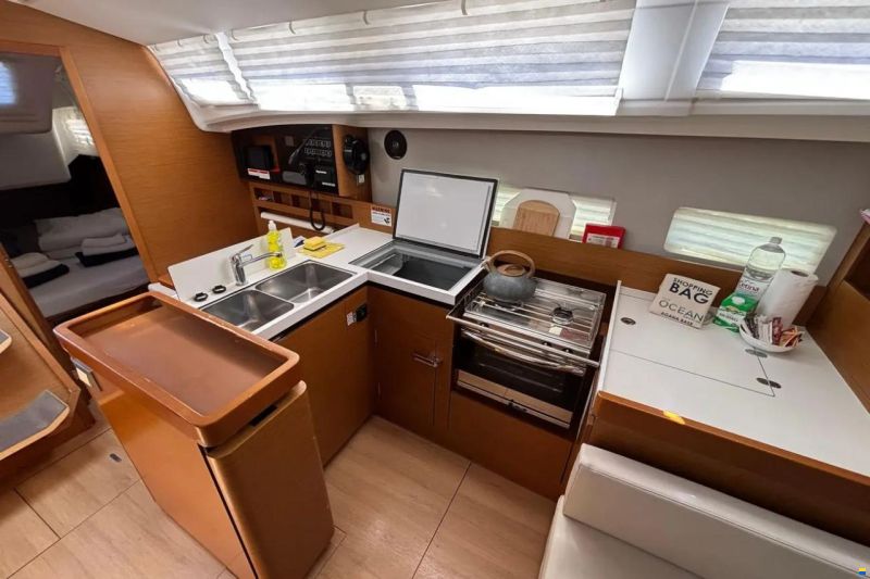 Jeanneau Sun Odyssey 410