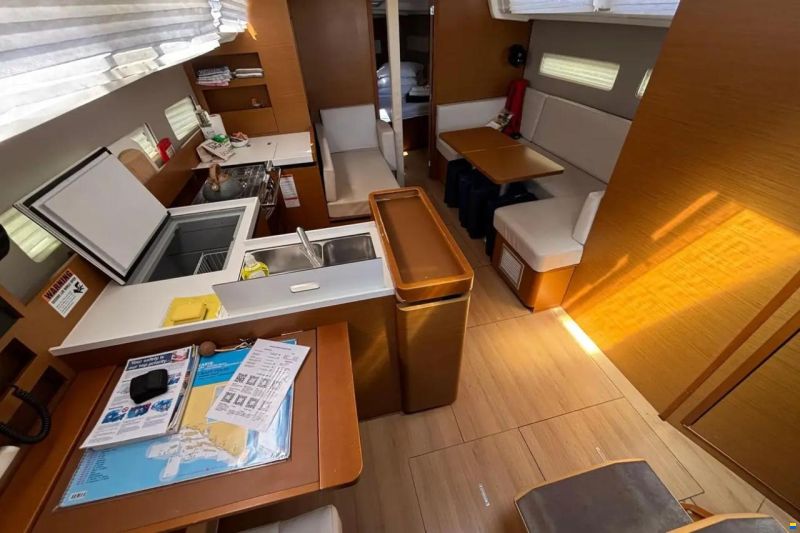 Jeanneau Sun Odyssey 410