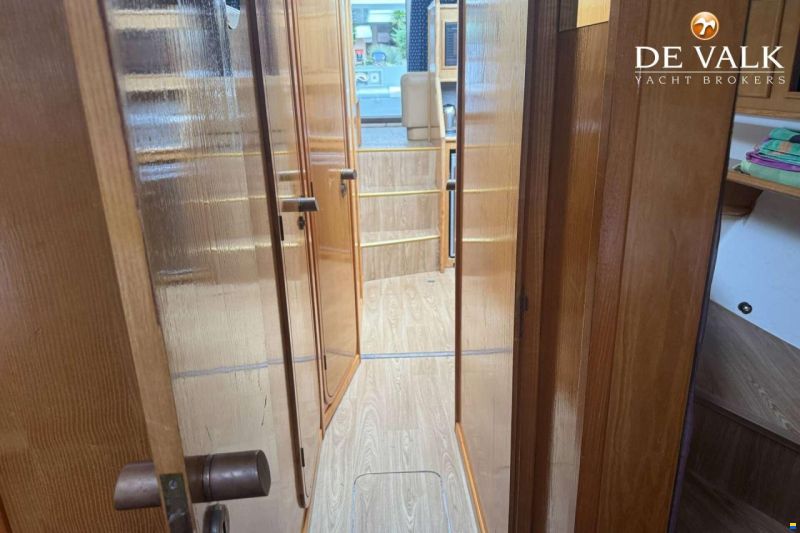 Fairline 43