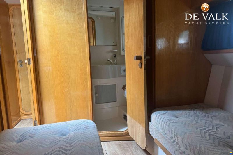 Fairline 43