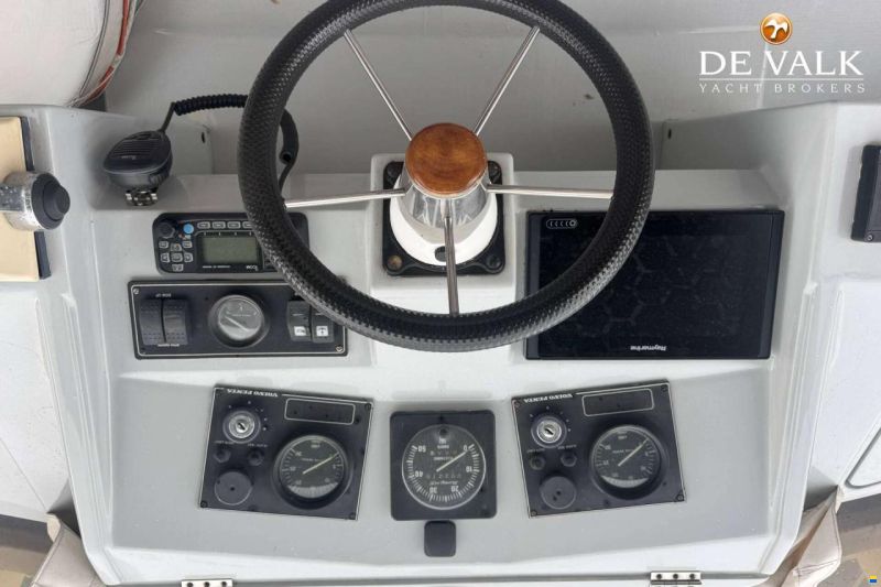 Fairline 43