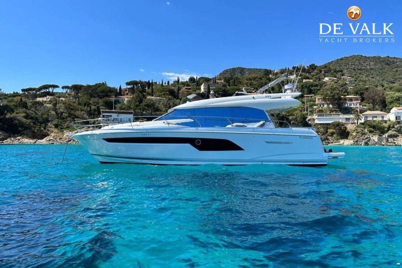 Jeanneau Prestige 50.