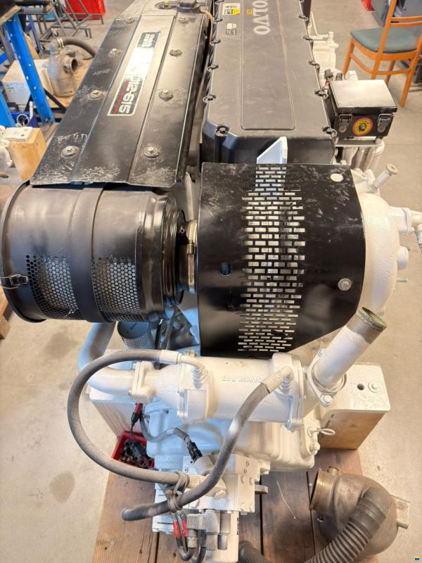 Volvo Penta D12-615