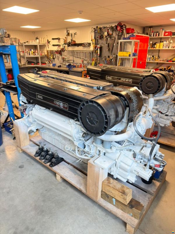 Volvo Penta D12-615