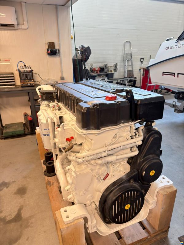 Volvo Penta D12-615
