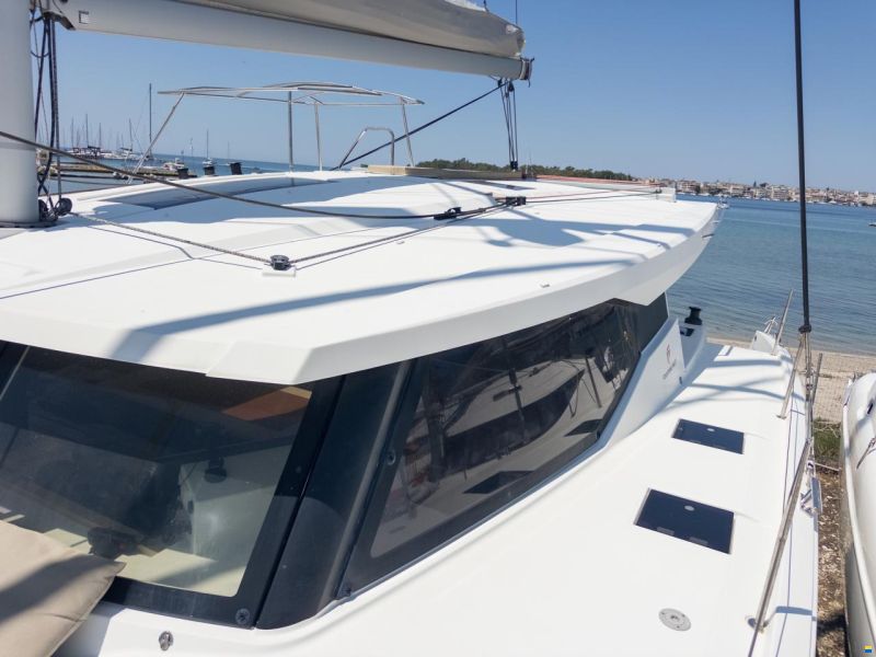 Fountaine Pajot Lucia 40