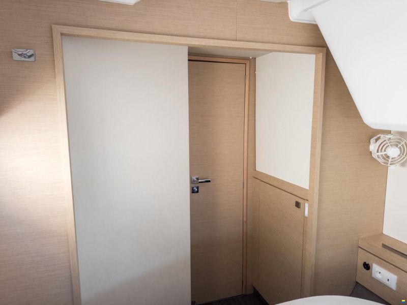 Fountaine Pajot Lucia 40