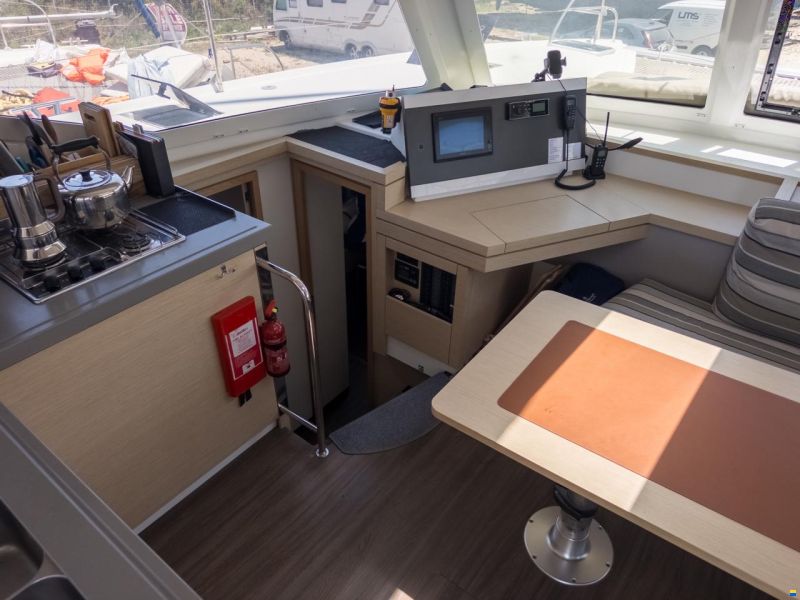 Fountaine Pajot Lucia 40