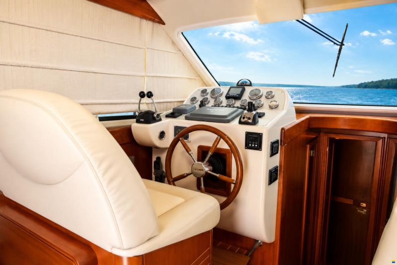 Portofino Marine 37 fly