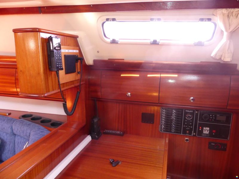 Bavaria 38-3