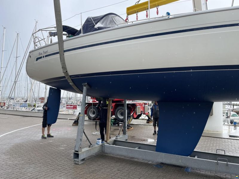 Bavaria 38-3