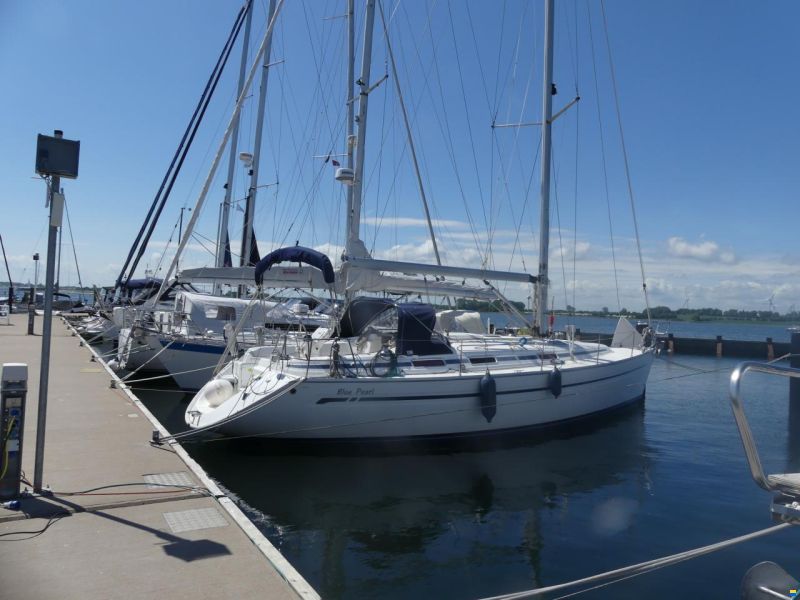Bavaria 38-3