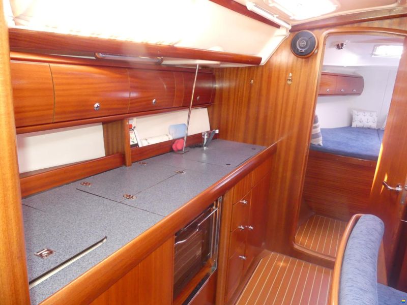 Bavaria 38-3