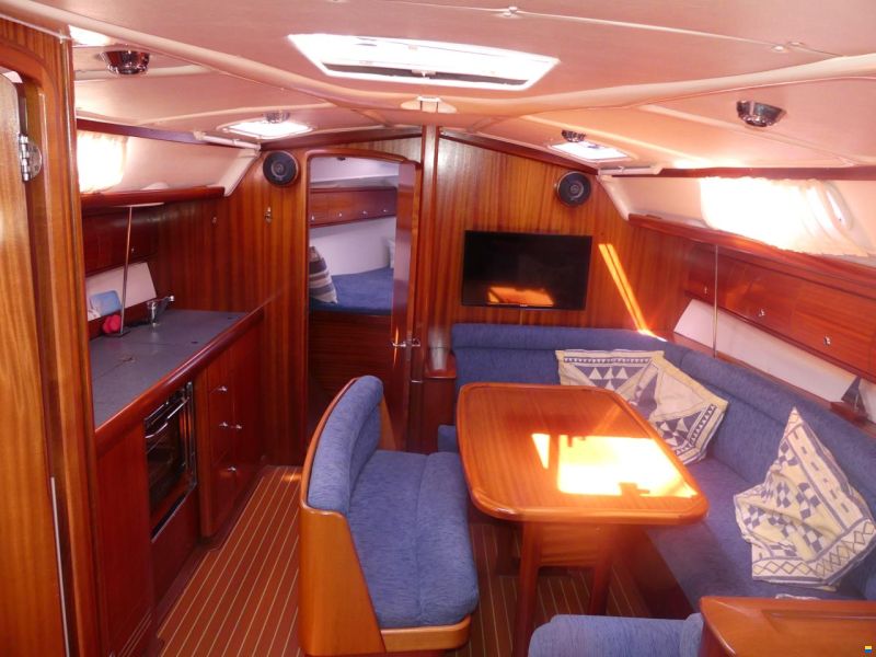Bavaria 38-3