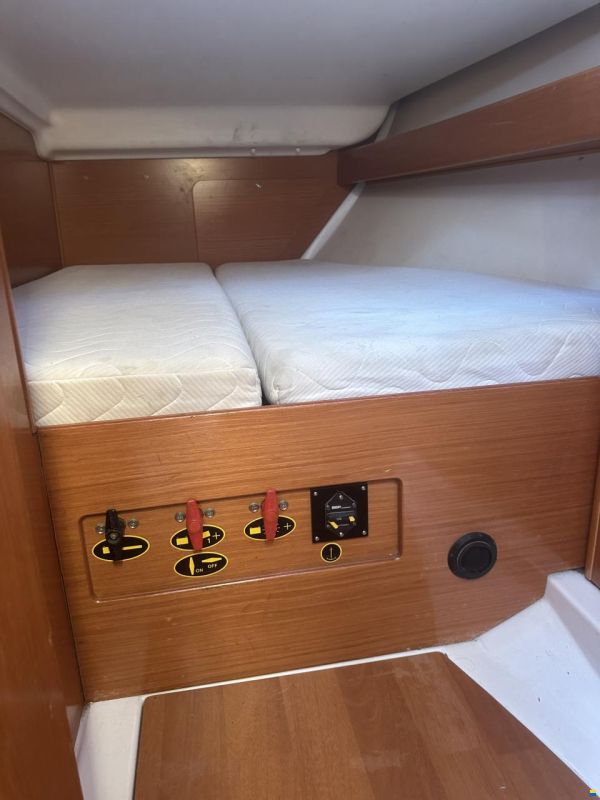 Beneteau Cyclade 39.3