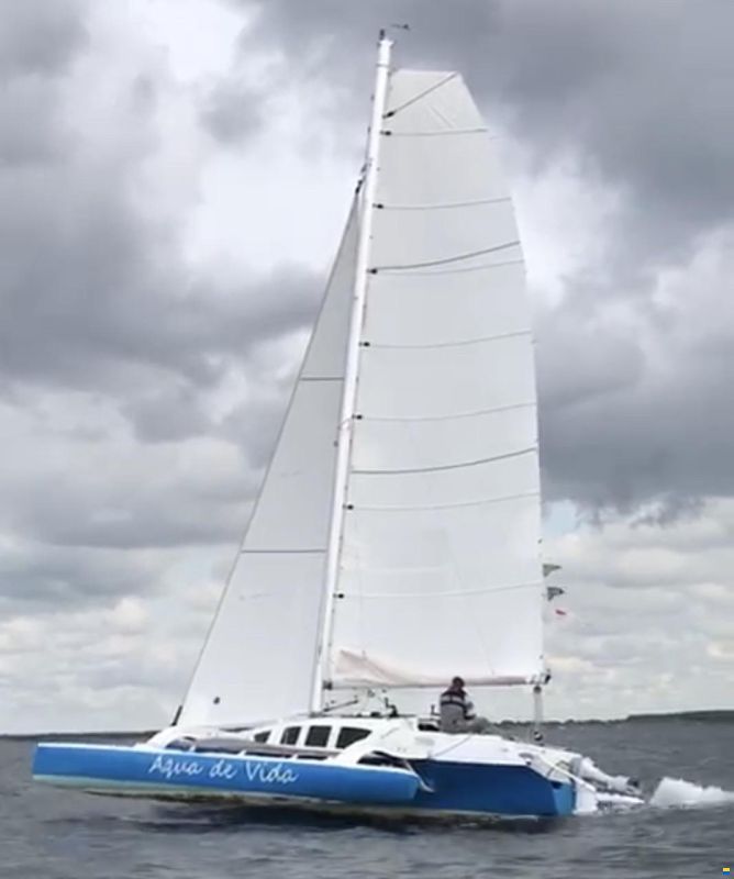 B32