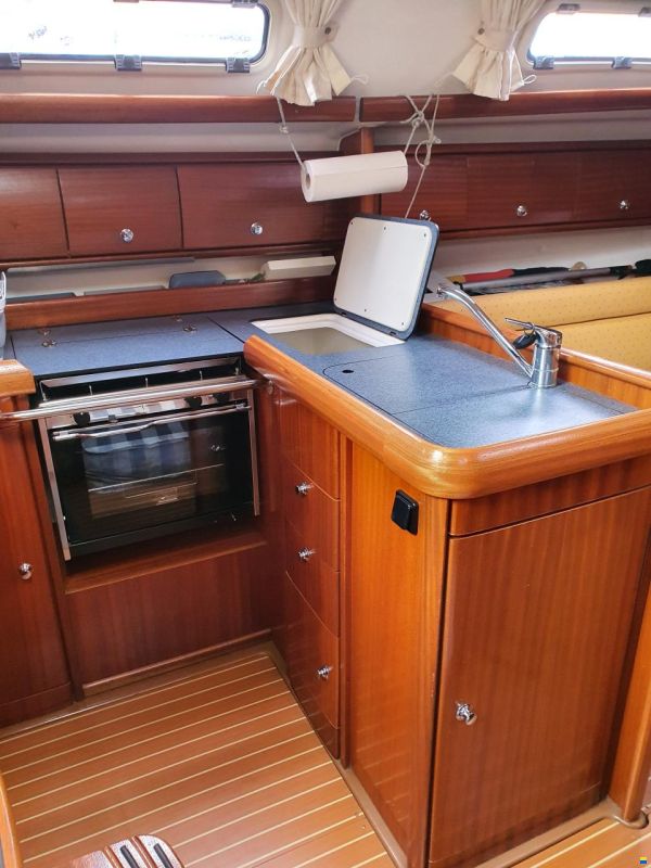 Bavaria 36
