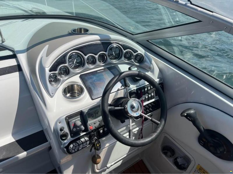 Crownline 270cr