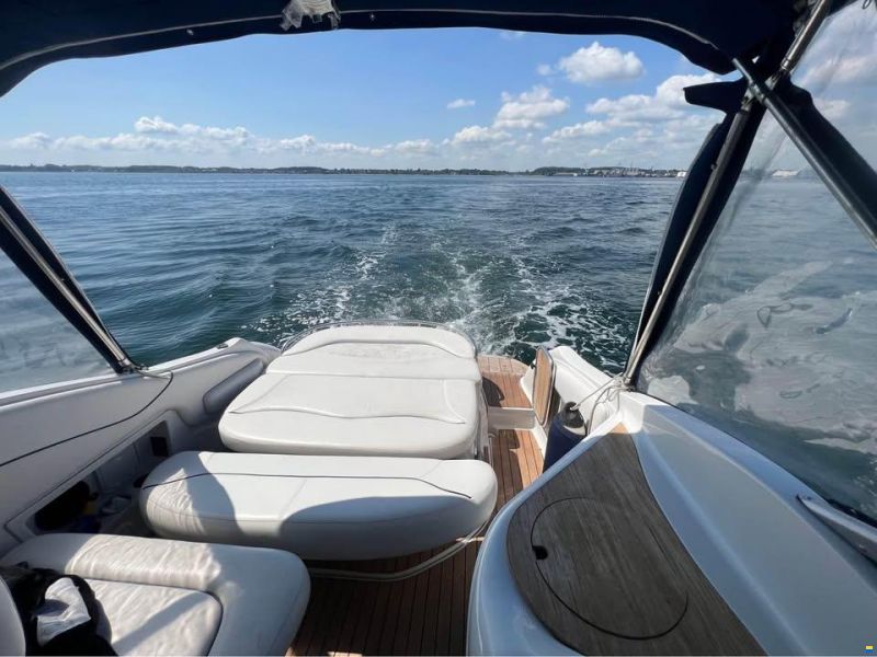 Crownline 270cr