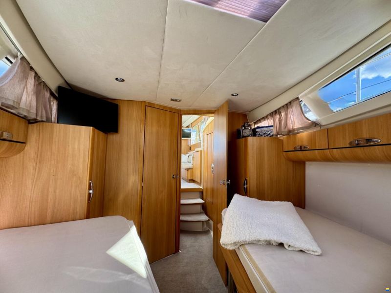 Greenline 33