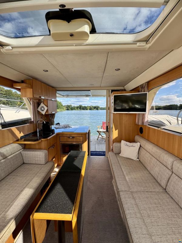 Greenline 33