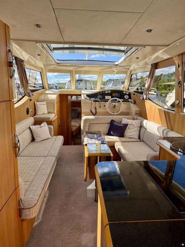 Greenline 33