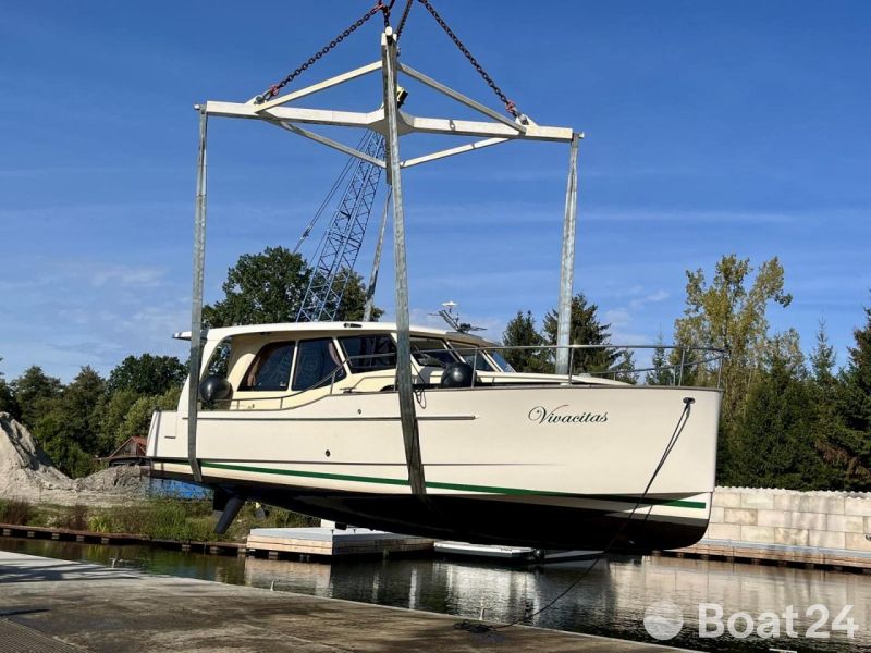 Greenline 33