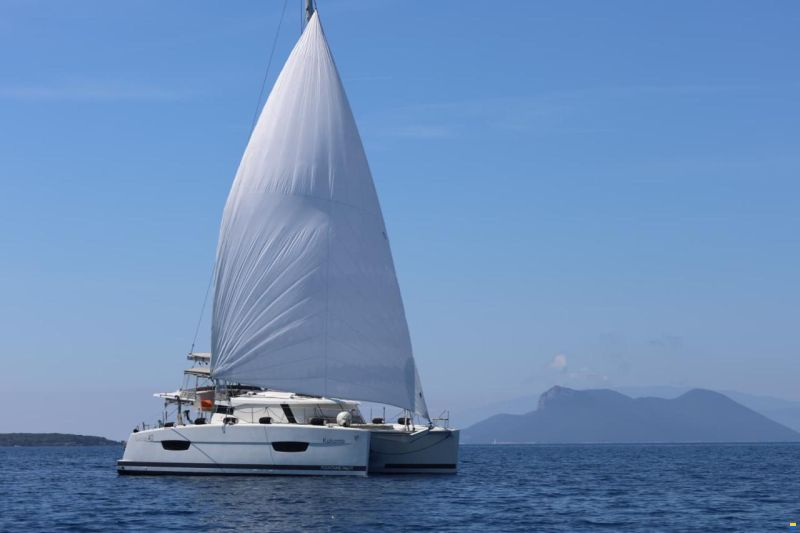 Fountaine Pajot Lucia 40