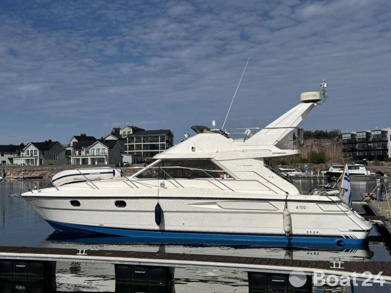 Fairline Corsica