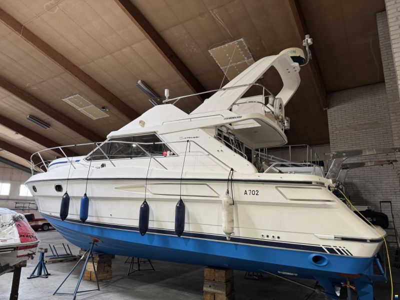 Fairline Corsica