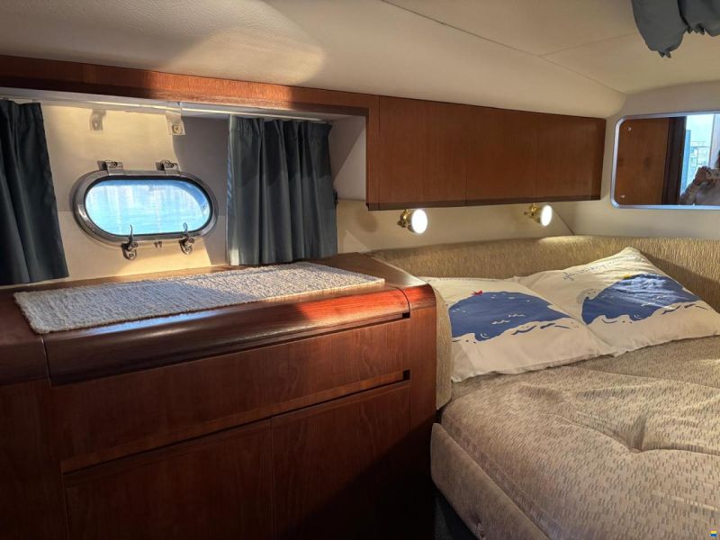 Fairline Corsica