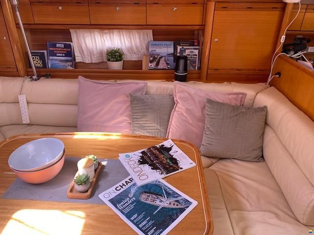 Bavaria 42
