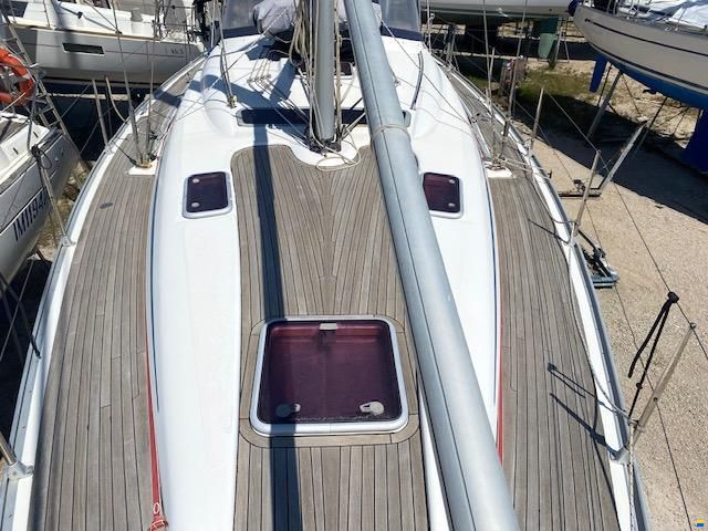 Bavaria 42