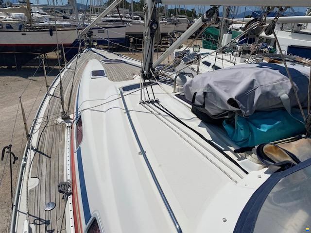 Bavaria 42