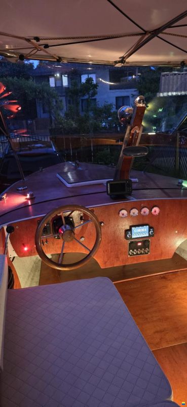 Classic Vintage Style Custom Motorboat