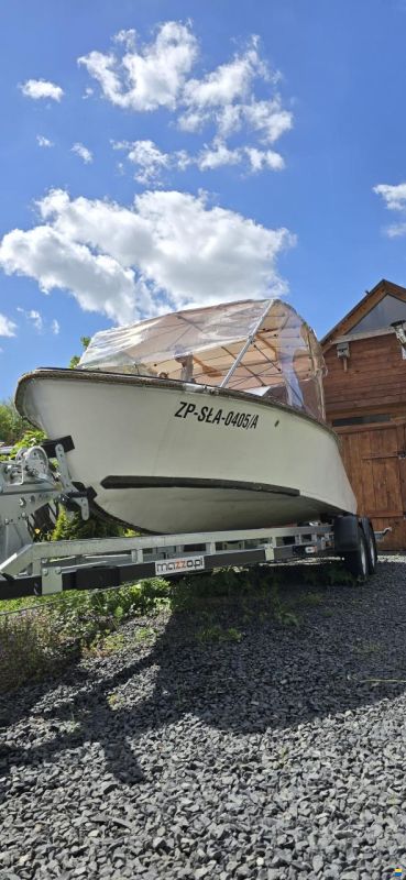 Classic Vintage Style Custom Motorboat