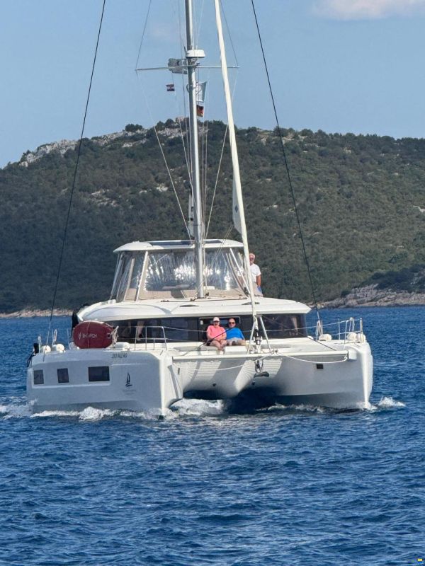 Lagoon 46